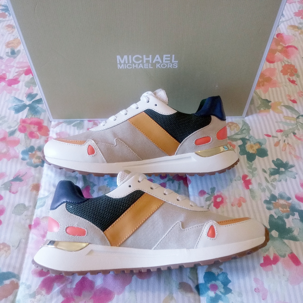 Michael Kors Monroe Trainer Sneakers - Picture 2 of 14